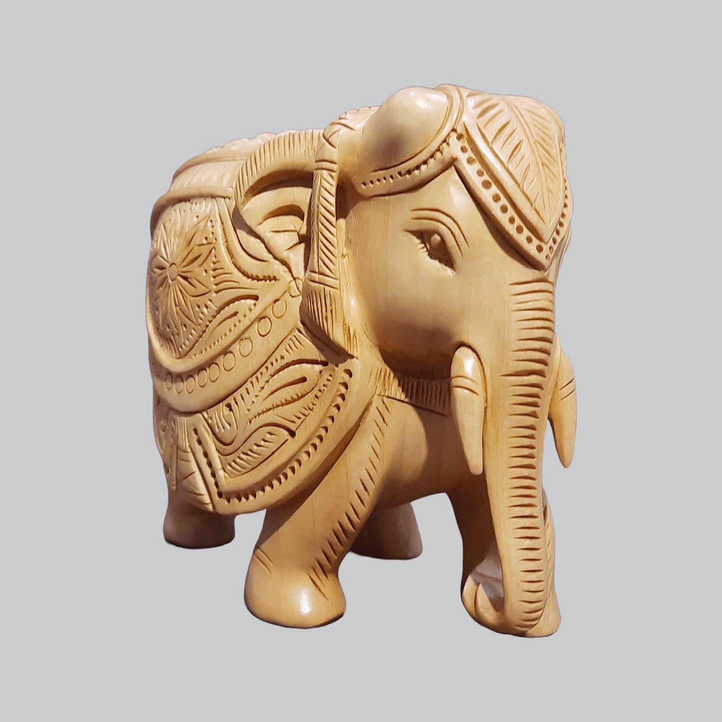 Kadam Wood Elephant with Diamond Cutwork Down Trunk 5 in